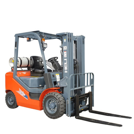 Stivuitor teren accidentat CPCD30-CPCD35